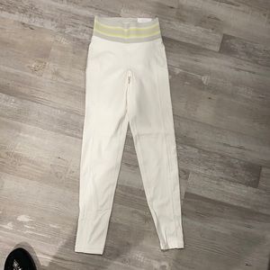 Aerie white legging